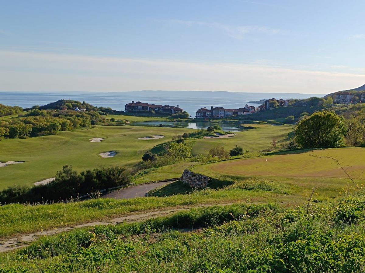 Thracian Cliffs Апартамент Голф Холидей 카바르나 외부 사진